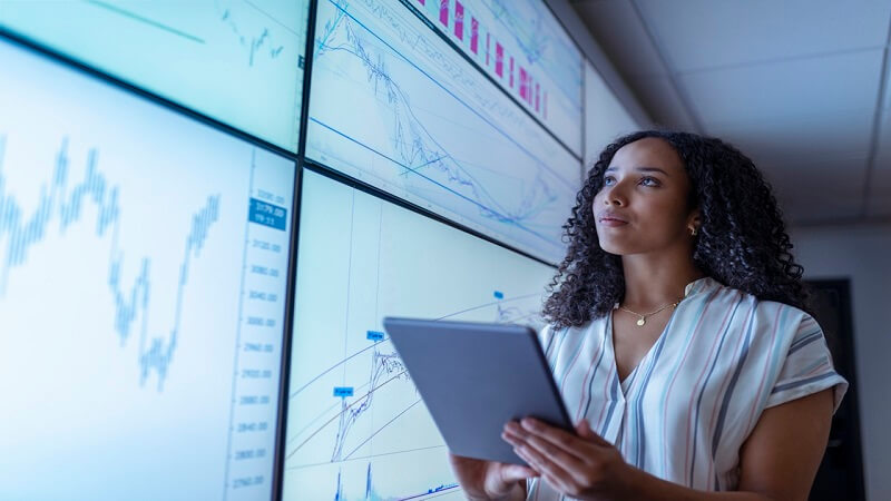 Healthcare's EMR Problem Looks Exactly Like Fintech's Pre-2015 Banking Stack: A Look at the Infrastructure Catching Up